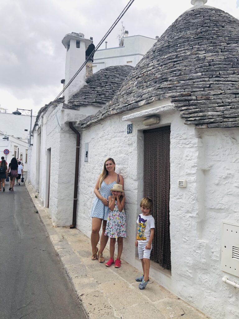 Alberobello s dětmi